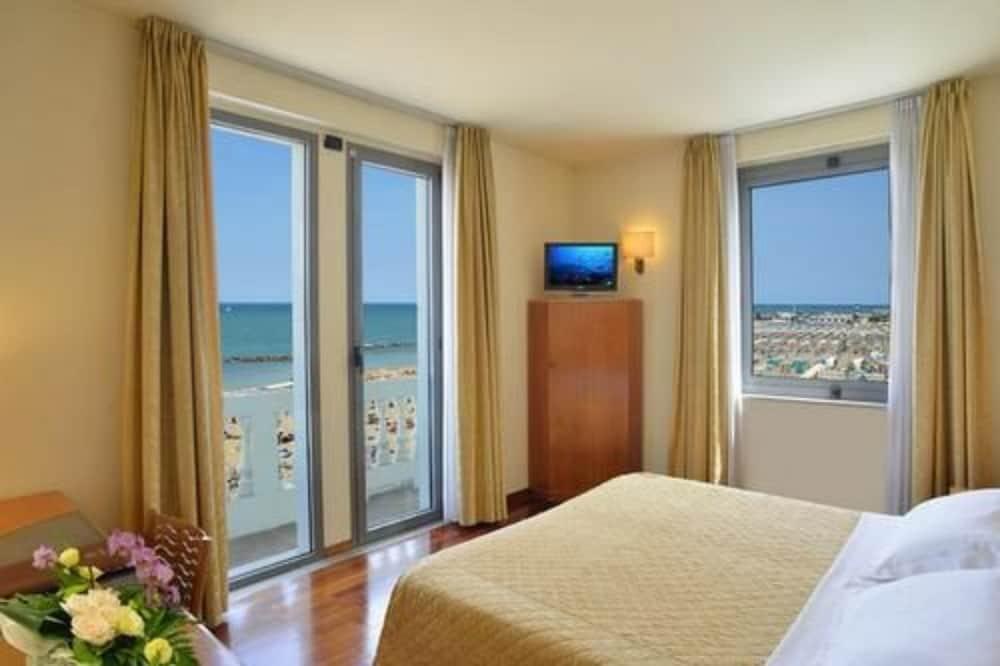 Kursaal Hotel Cattolica Exterior photo