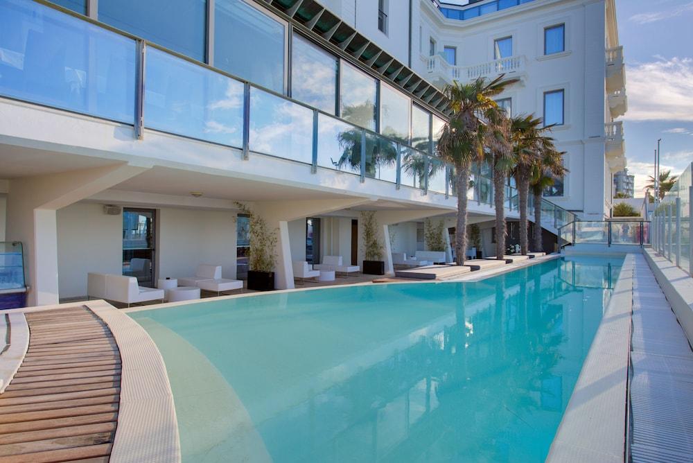 Kursaal Hotel Cattolica Exterior photo