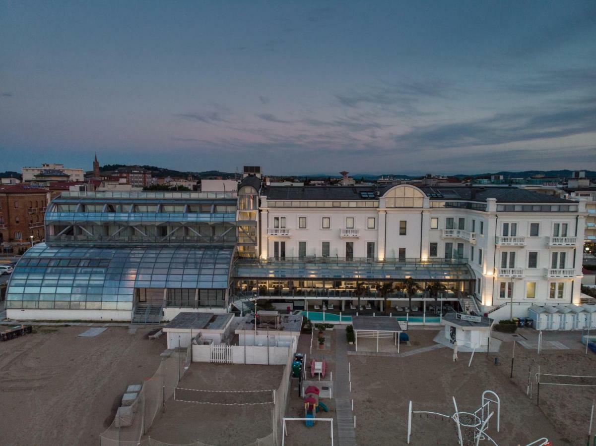 Kursaal Hotel Cattolica Exterior photo